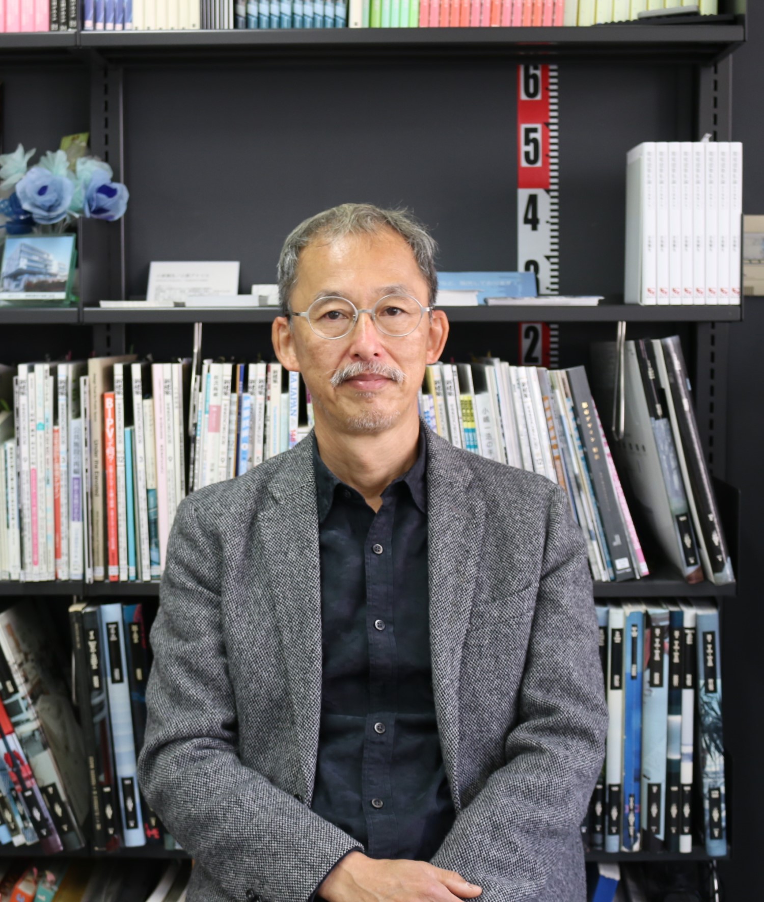 小泉アトリエの小泉雅生所長